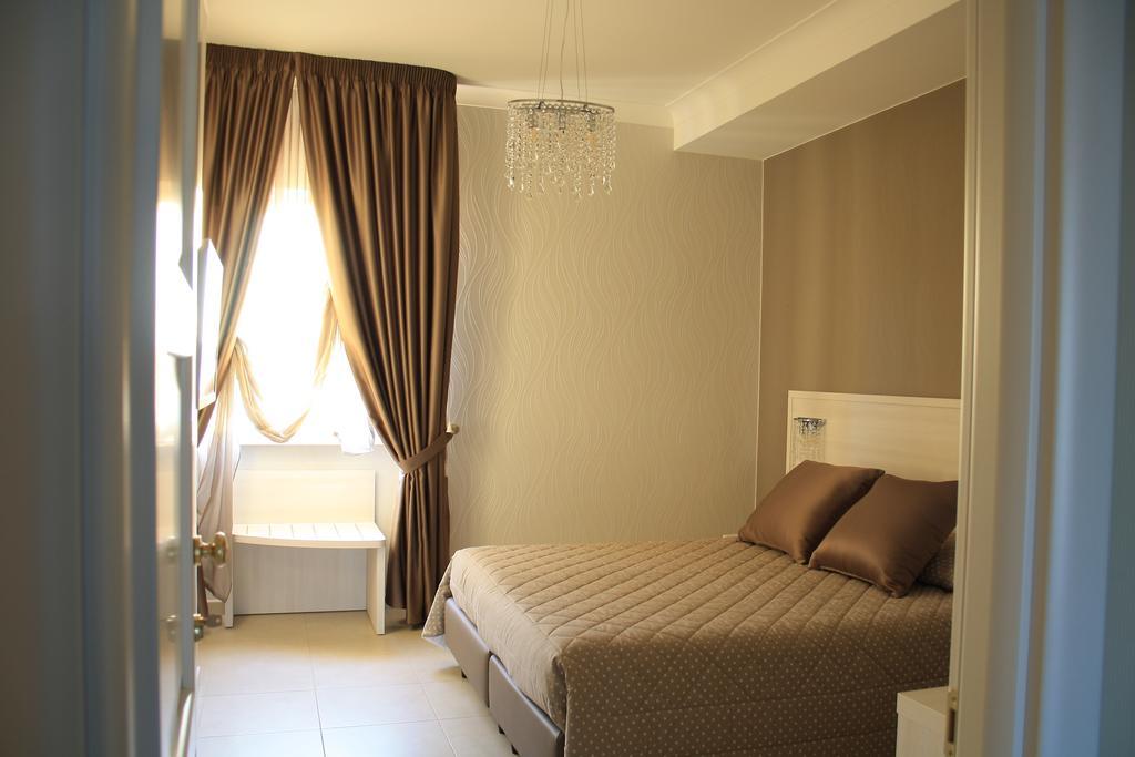 غرافينا إن بوليا B&B Colle Del Re الغرفة الصورة